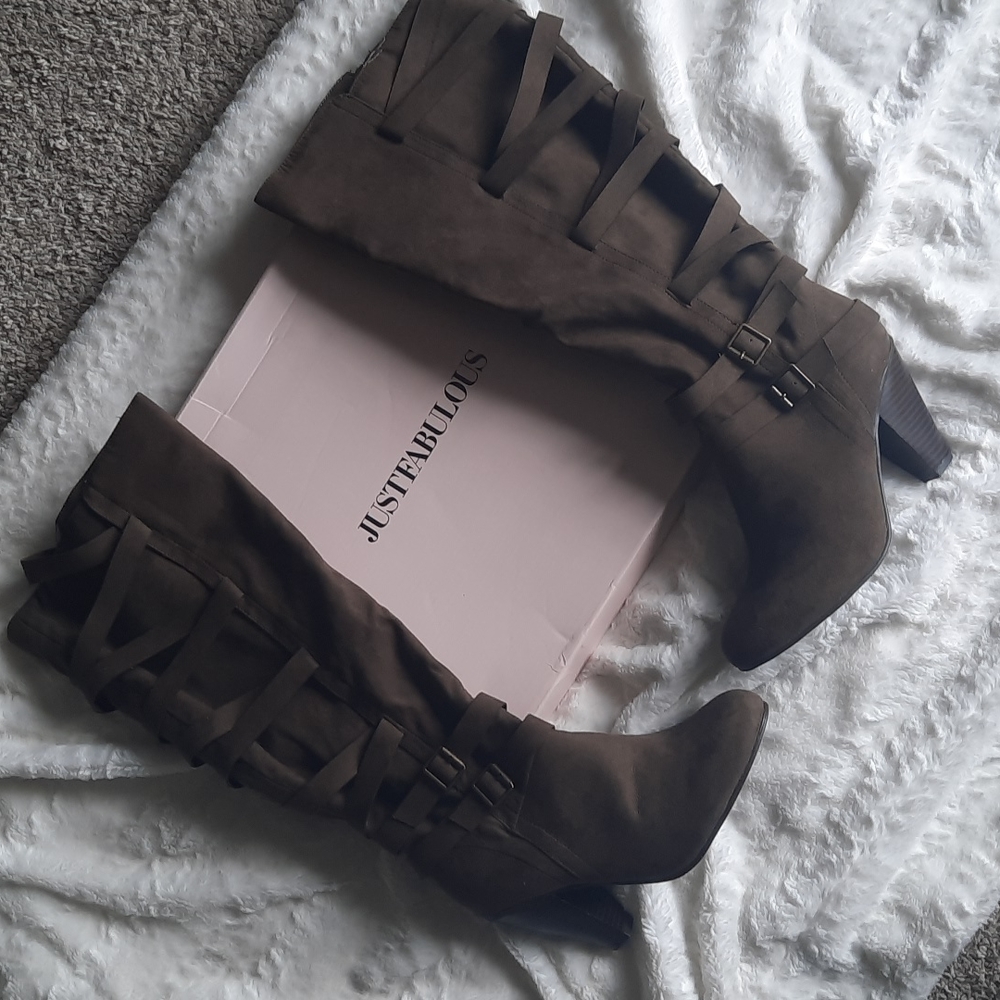 JUSTFab NORELLA wide width/wide calf Boots size 8